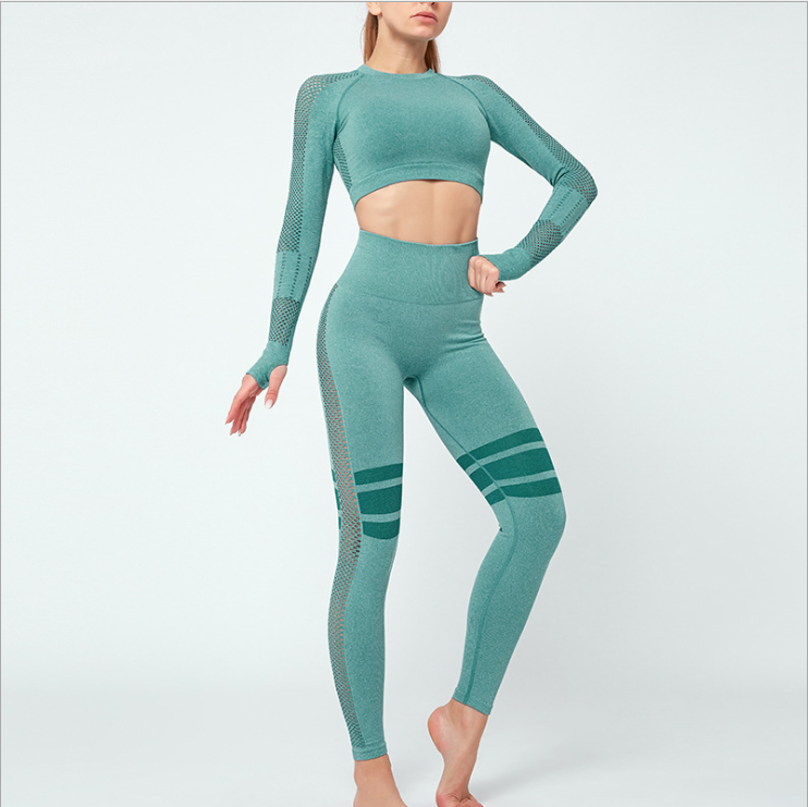 Women's Yoga Set – 2-Piece Activewear Outfit for Yoga & Pilates